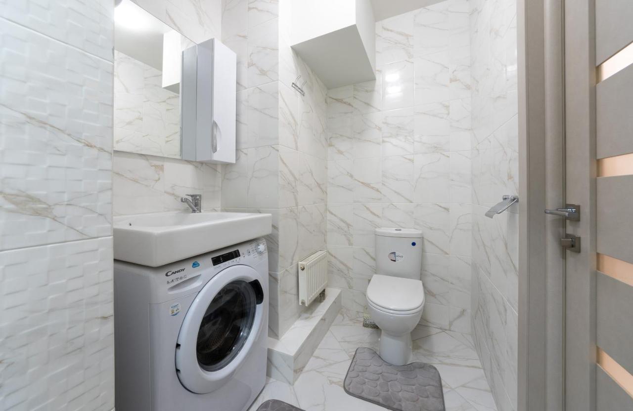 Apartments Riviera,20 Минут От Центра Kiev Eksteriør billede