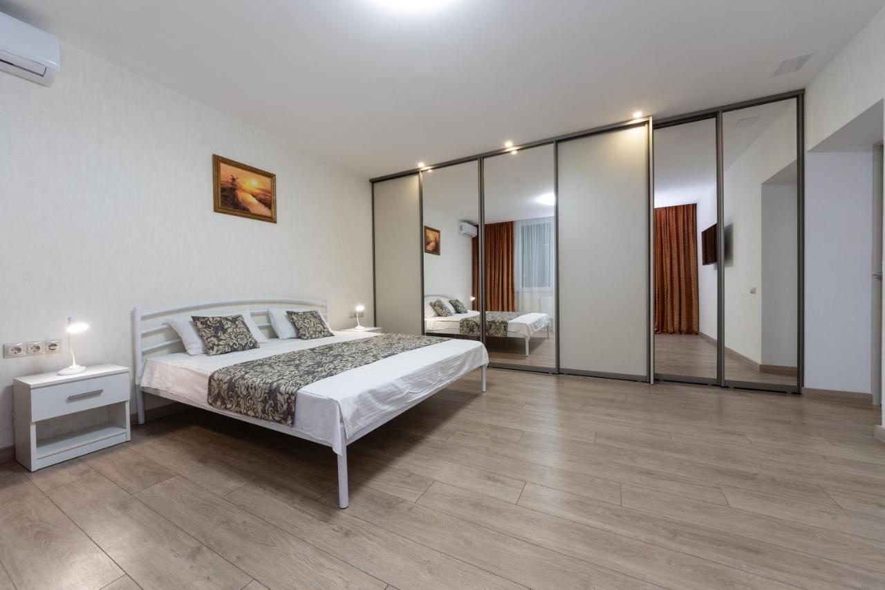 Apartments Riviera,20 Минут От Центра Kiev Eksteriør billede
