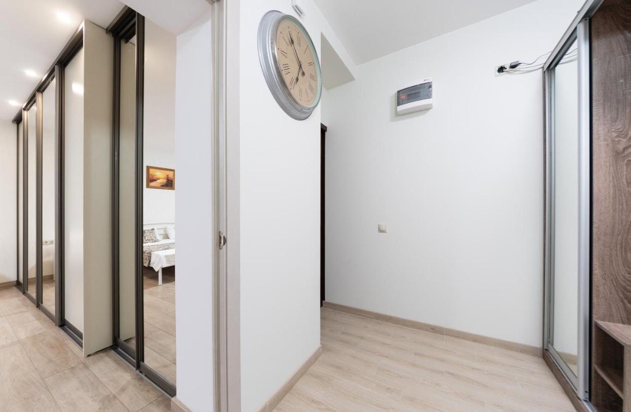 Apartments Riviera,20 Минут От Центра Kiev Eksteriør billede