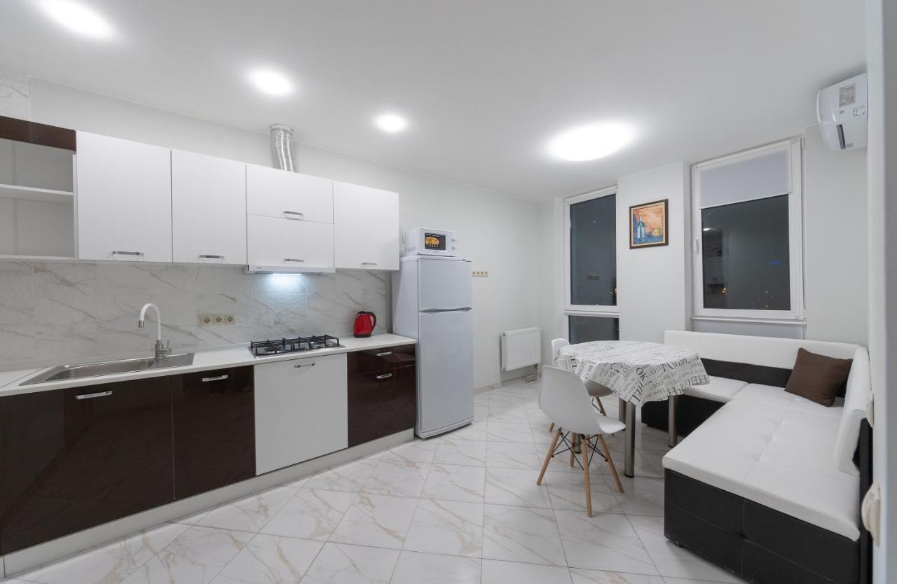Apartments Riviera,20 Минут От Центра Kiev Eksteriør billede