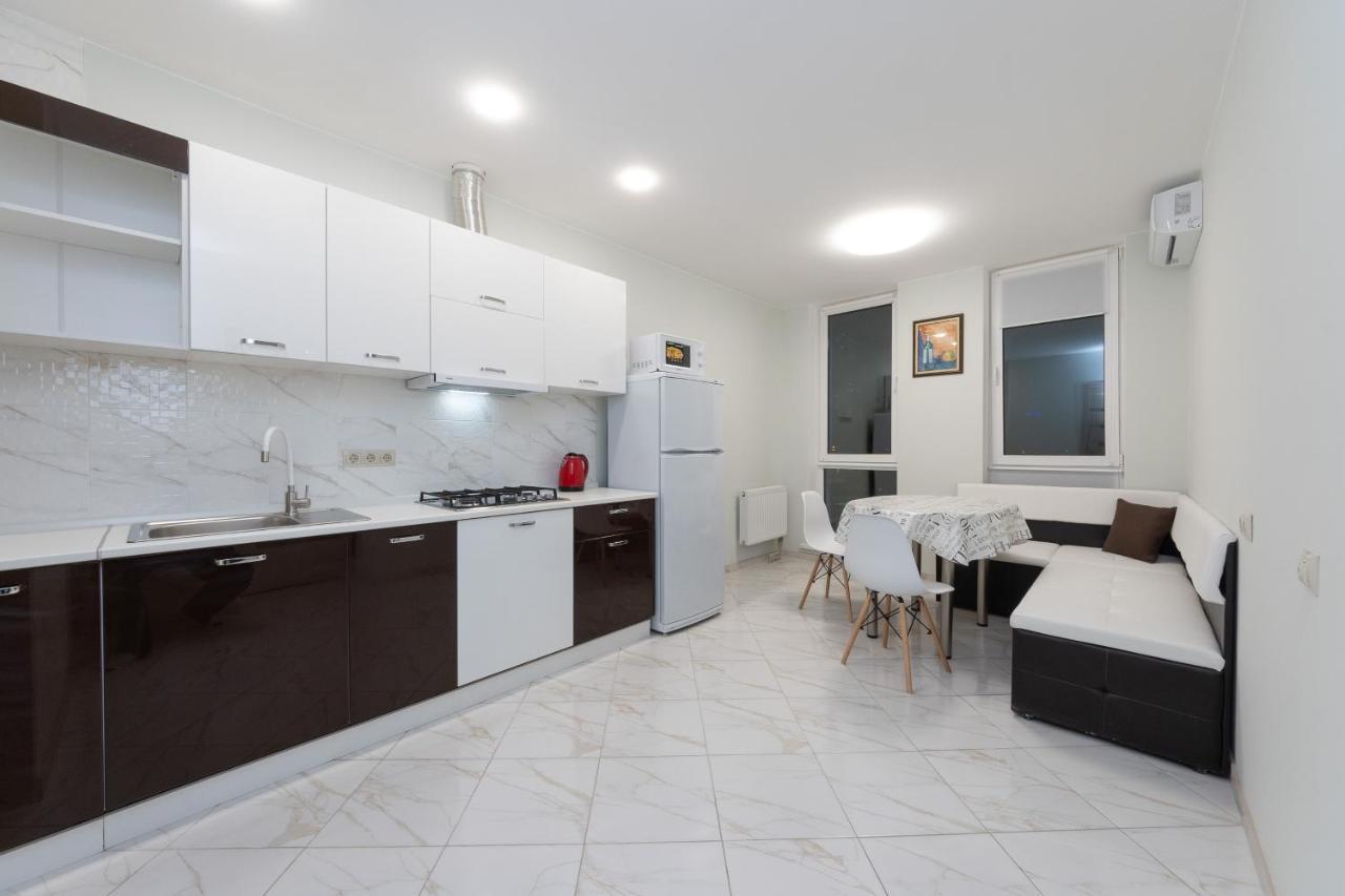 Apartments Riviera,20 Минут От Центра Kiev Eksteriør billede